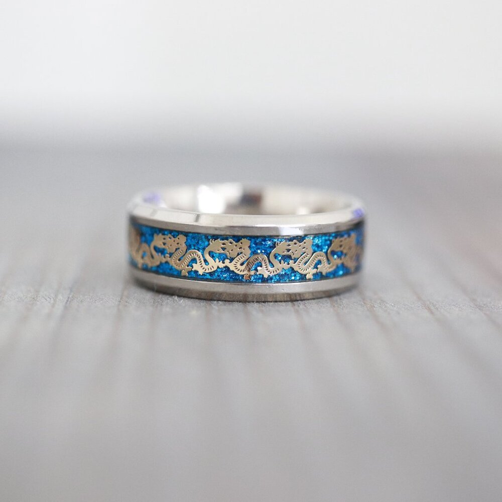 Mens Ring 8mm Dragon Style Square Edge Ring Silver Stainless Steel Wedding Band